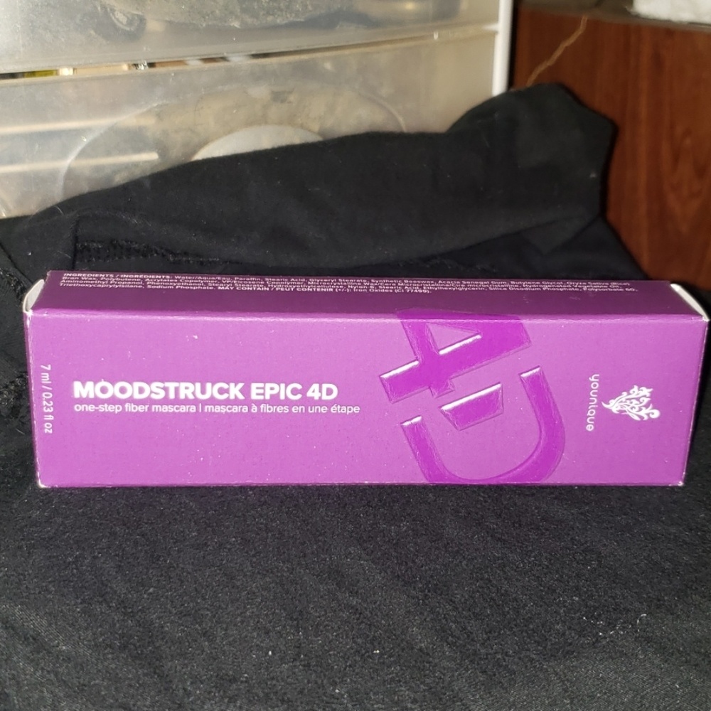 Younique moodstruck epic 4d mascara